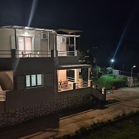 Villa Marina Tsoukaládhes 外观 照片