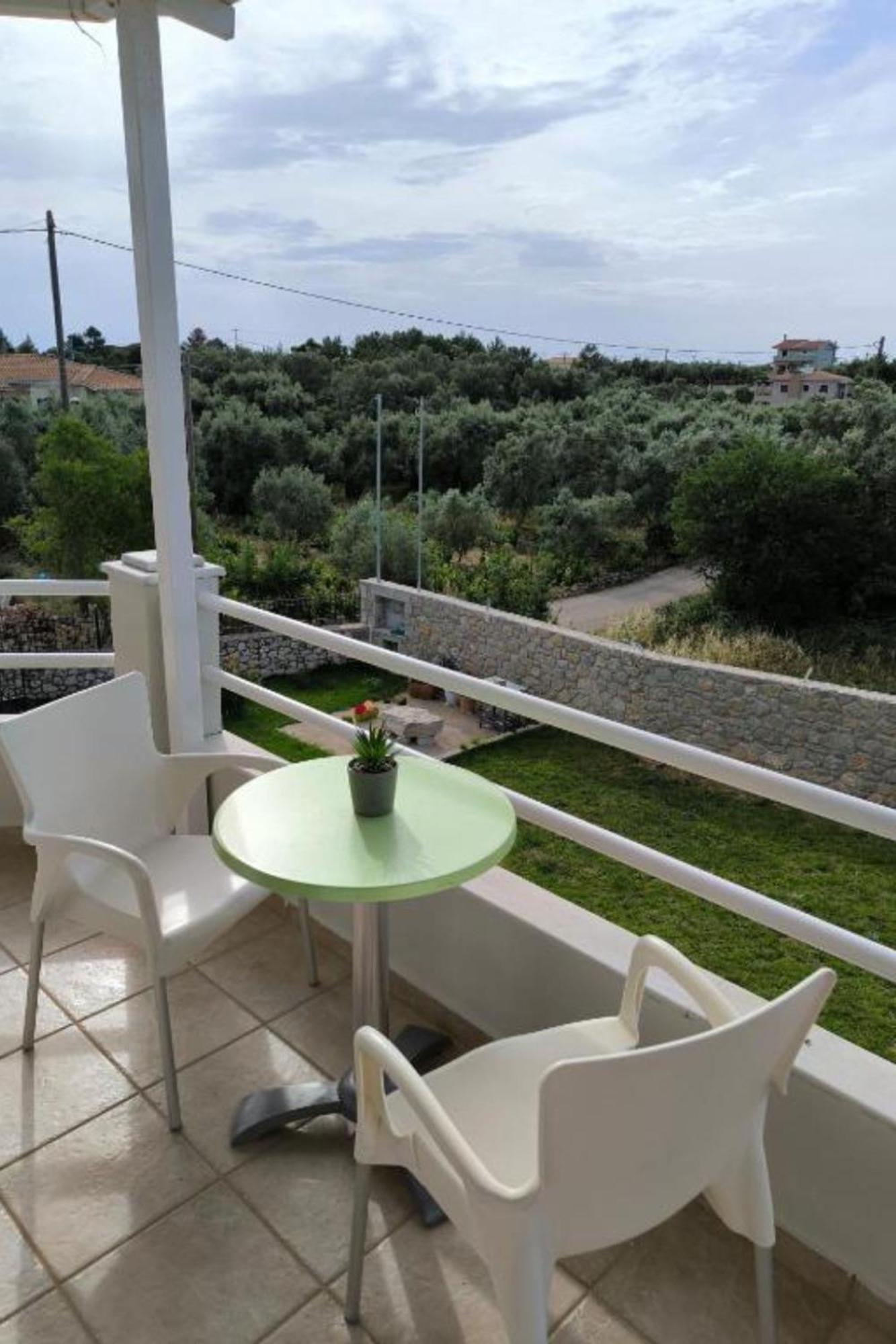 Villa Marina Tsoukaládhes 外观 照片